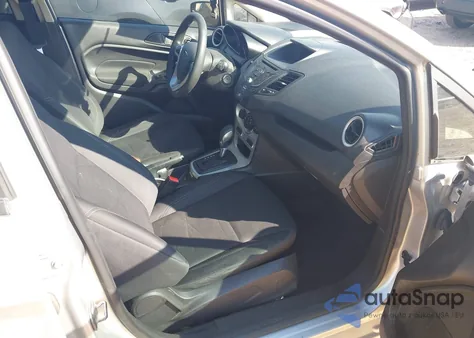 2018 Ford Fiesta Se z USA, uszkodzony, nr VIN 3FADP4EJ7JM112367